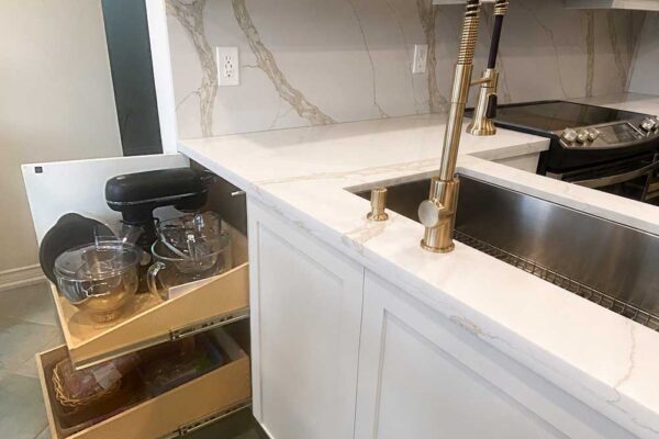 Custom opening to back of cabinet

★★★